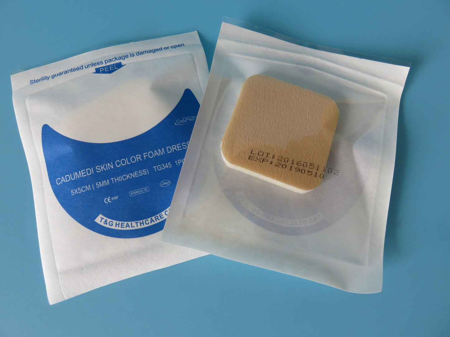 Medical non adhesive foam dressing tire